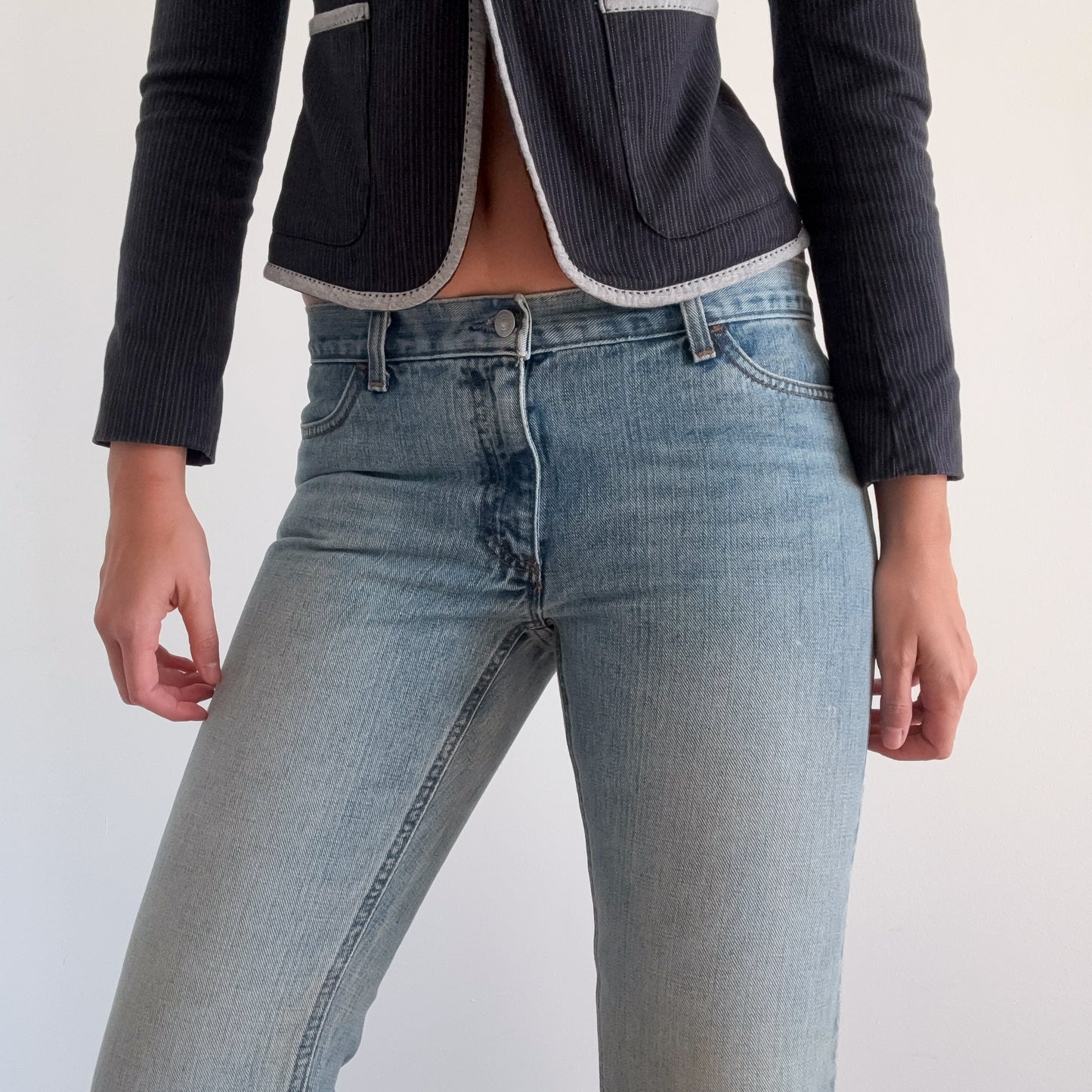 Y2K Gap Medium Wash Denim Jeans / SZ 8