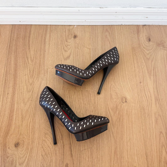 Y2K Charles Jourdan Grey Stud Stilettos / SZ 6