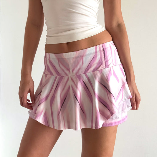 Y2K Orchid & White Printed Tennis Skirt / SZ M