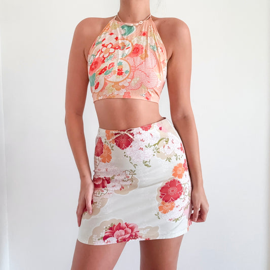 Y2K O'Neill Beige & Red Floral Mini Skirt / SZ 6