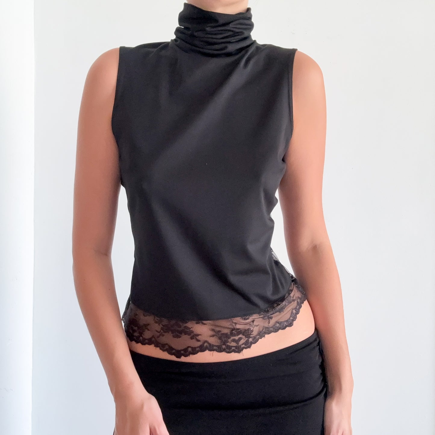 Y2K Black Lace Back Turtleneck Top / SZ M