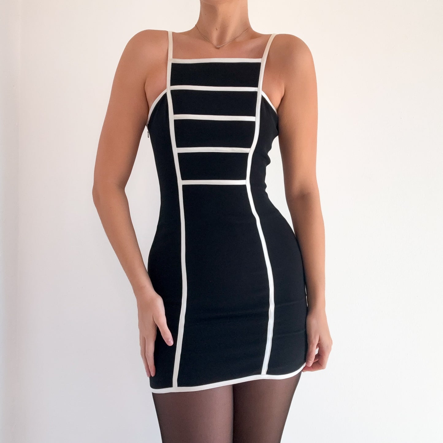 90's Black & White Contrast Mini Dress / SZ 2