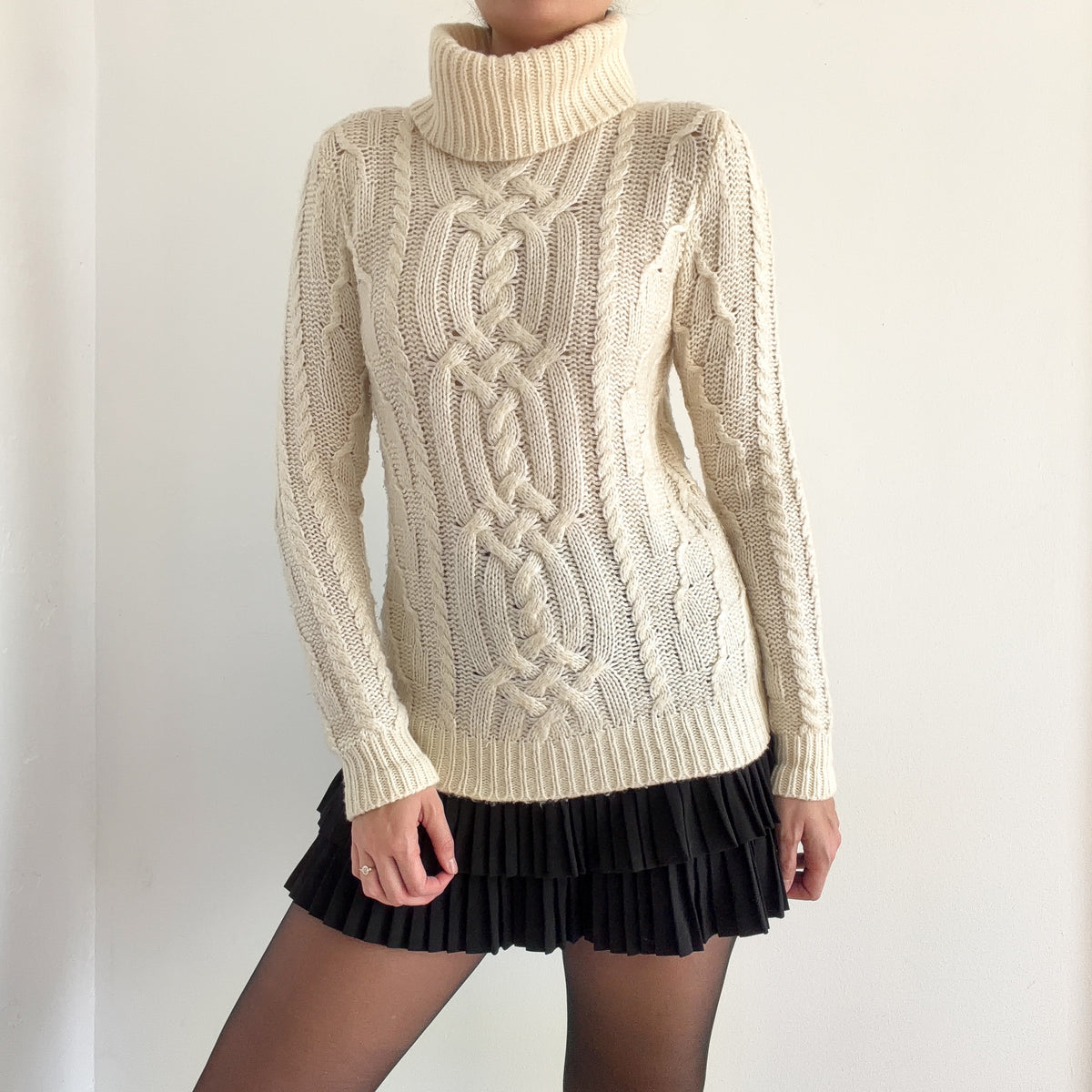 90's Ivory Knit Turtleneck Sweater / SZ S/M