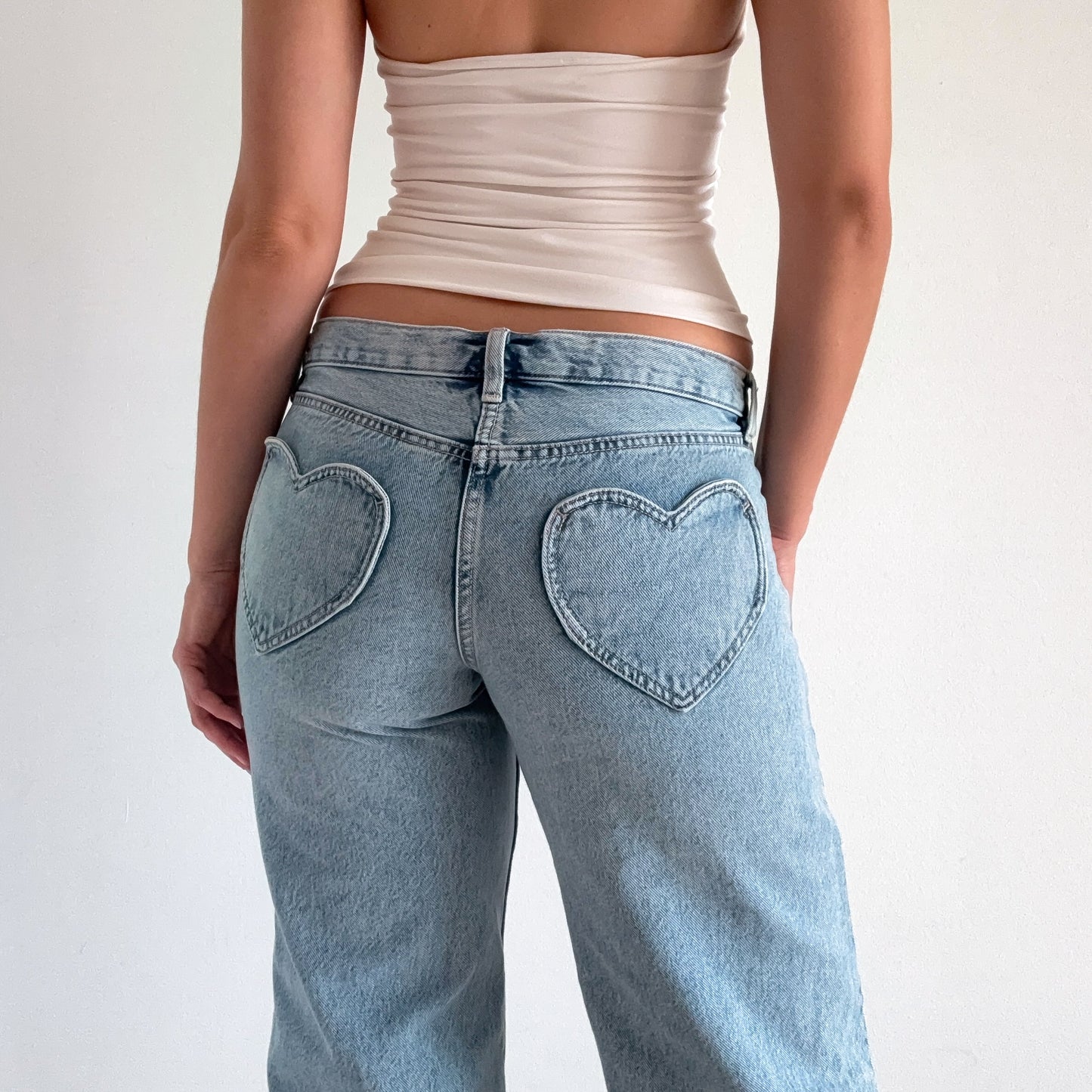 Contemporary Denim Low Rise Heart Jeans / SZ 6