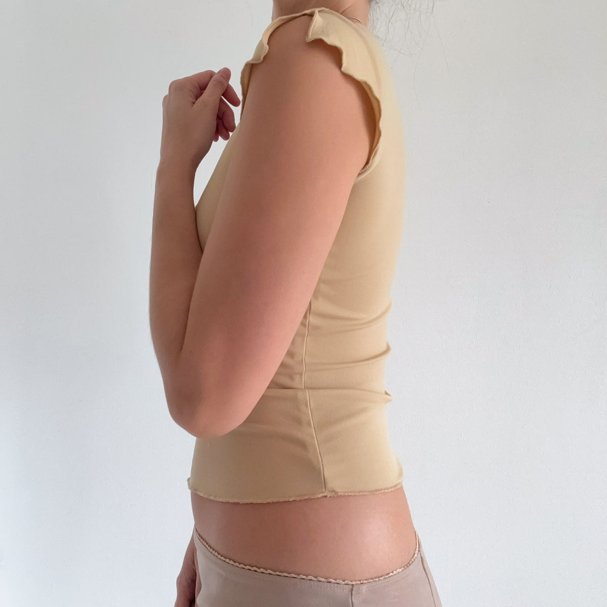Y2K Tan Flutter Top / SZ XS/S