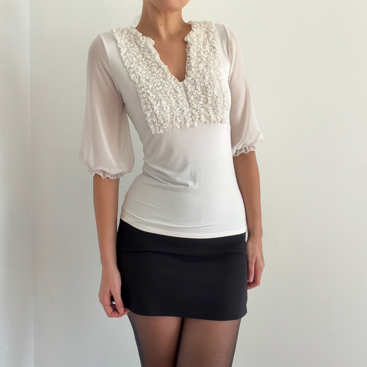 Y2K White Ruffle Ballon Sleeve Blouse / SZ S