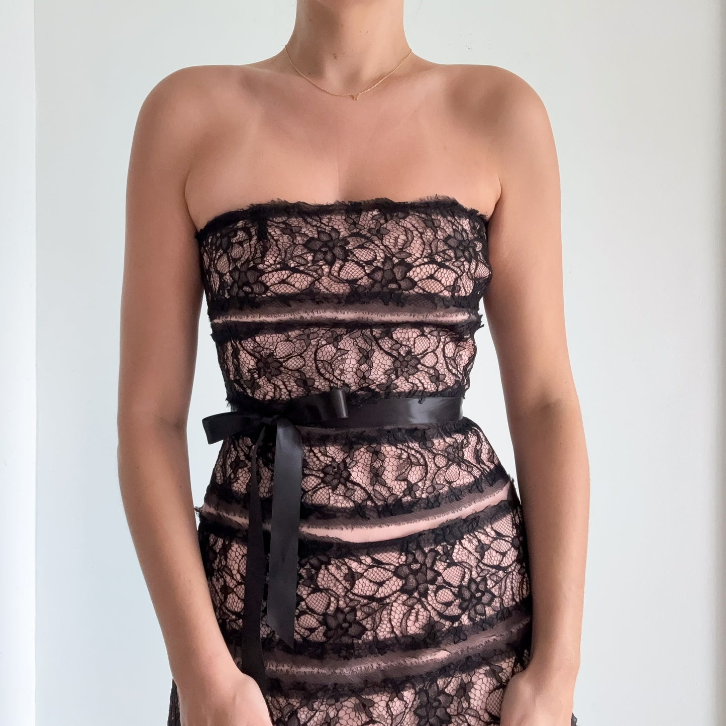 Y2K BCBGMaxAzria Black & Blush Lace Cocktail Dress / SZ 6