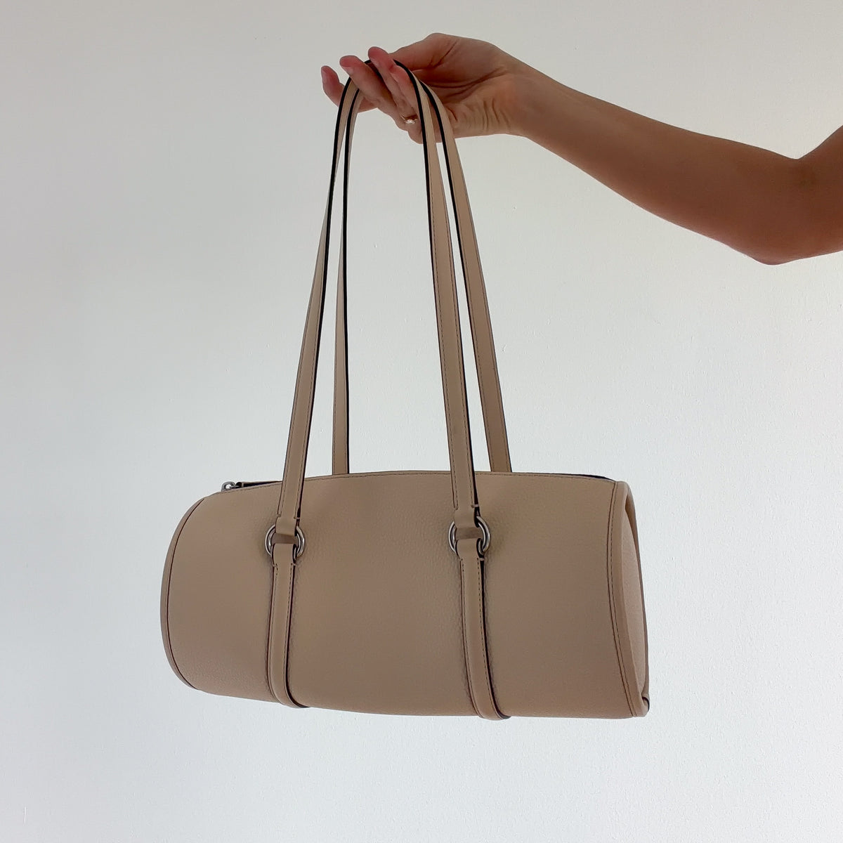 Coachtopia Cream Leather Barrel Handbag