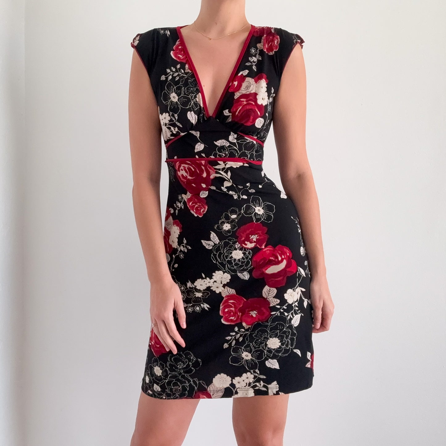 Y2K Black & Crimson Floral Dress / SZ S-M