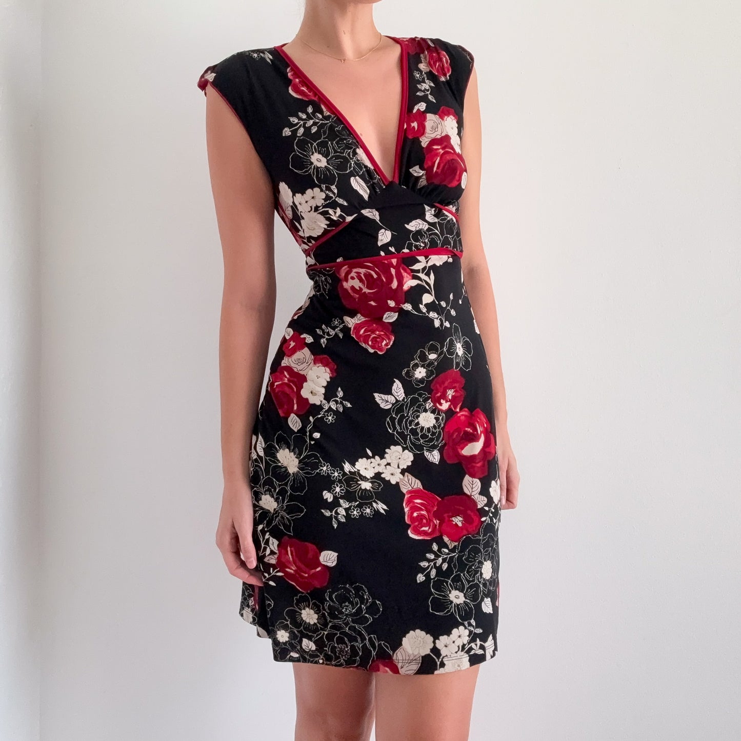 Y2K Black & Crimson Floral Dress / SZ S-M