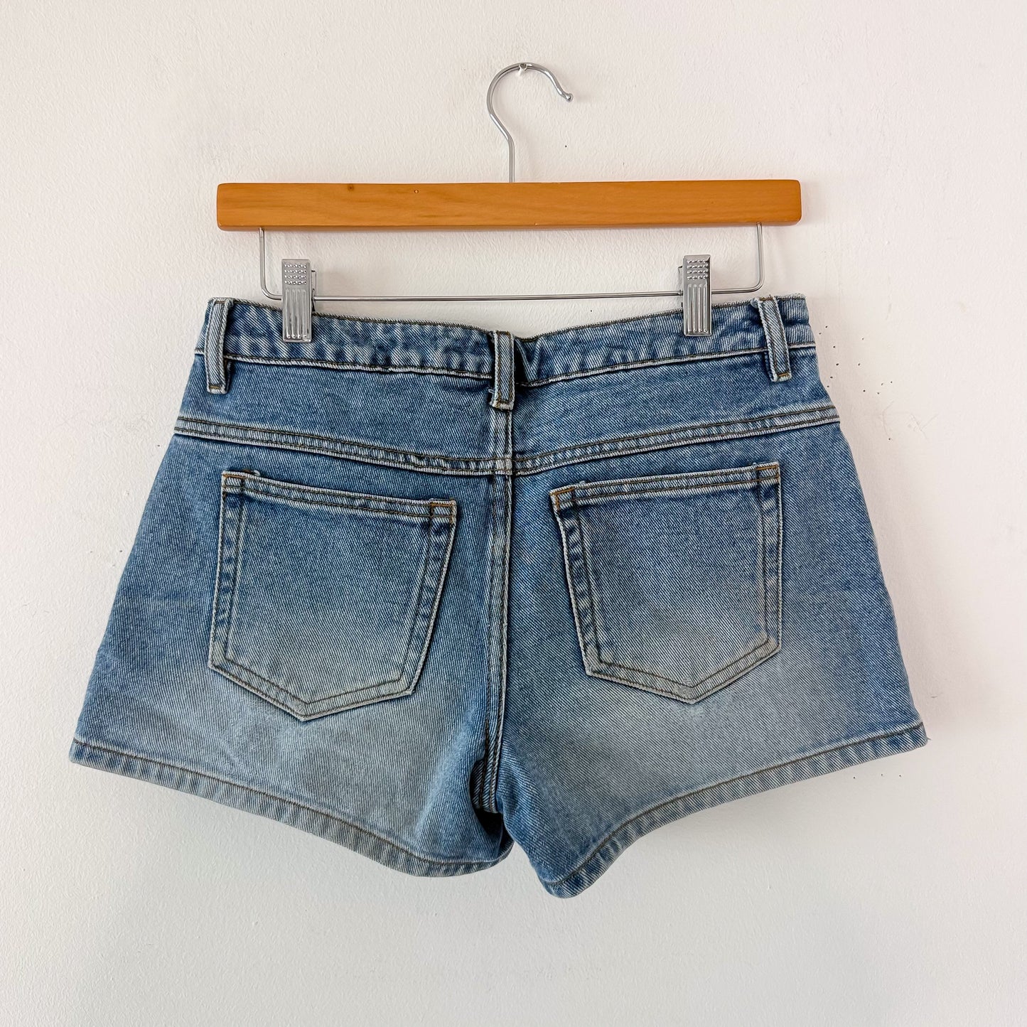 Y2K Medium Denim Shorts / SZ 4