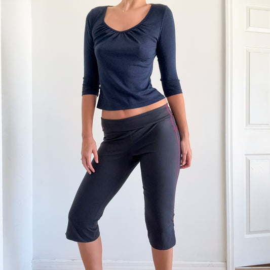 Y2K Grey & Hot Pink Capri Leggings / SZ M