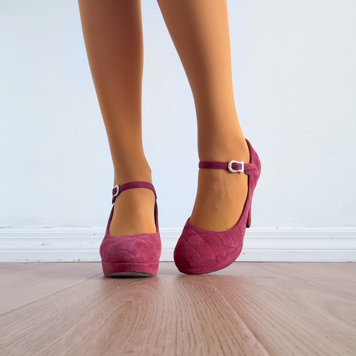 Y2K Muted Red Suede Maryjane Pumps / SZ 8