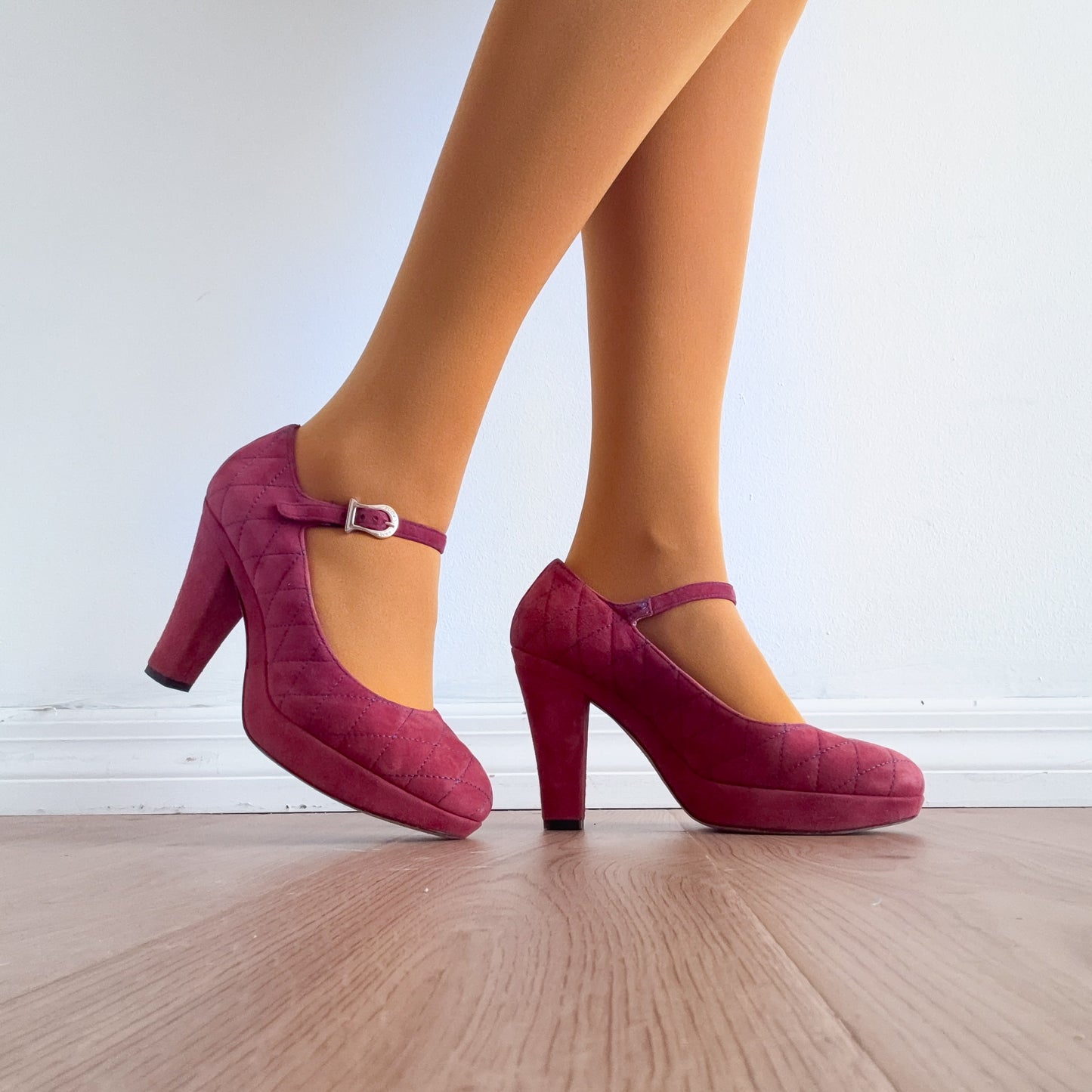 Y2K Muted Red Suede Maryjane Pumps / SZ 8