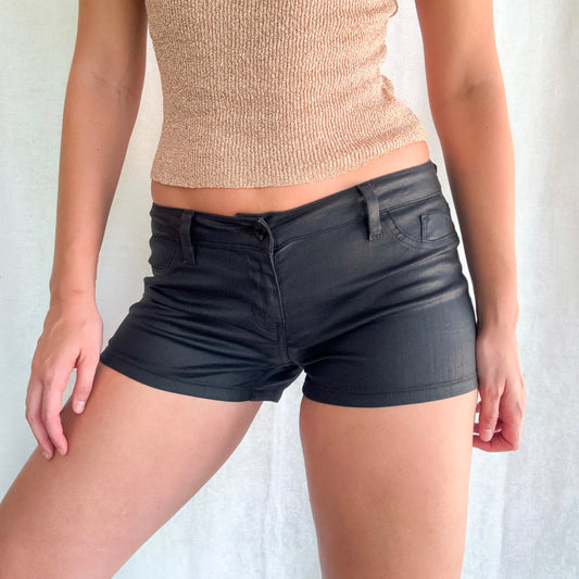 Y2K Guess Black Coated Shorts / SZ 6