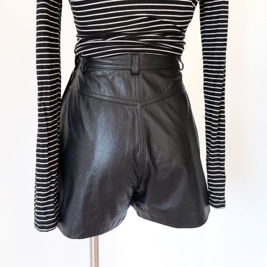 90's Wilson's Black Leather Hot Shorts / SZ 0/2