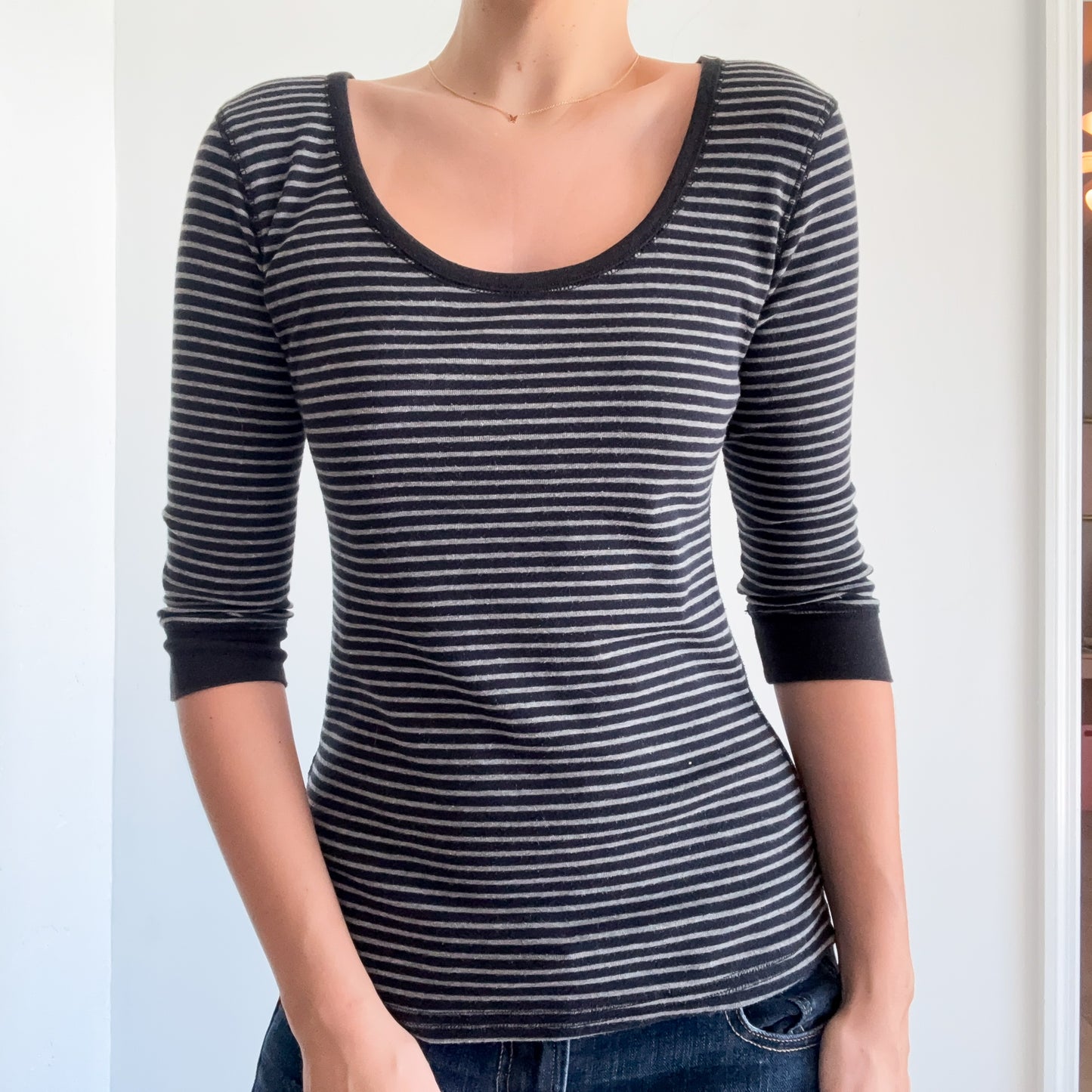 Y2K Black & Grey Striped 3/4 Sleeve Top / SZ M/L
