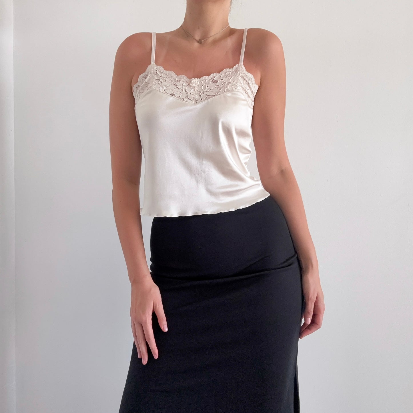 90's Ivory Shiny Lace Slip Tank / SZ S-M