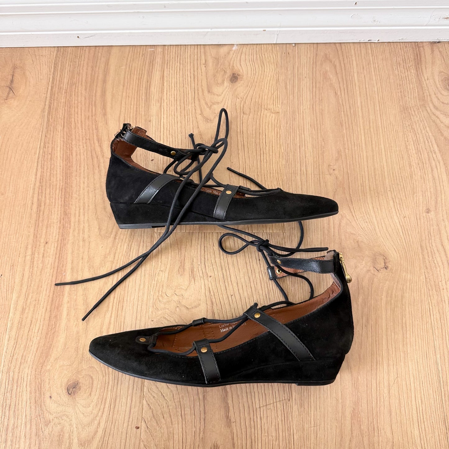 2010's Kurt Geiger Black Suede Lace Up Wedges / SZ 8.5