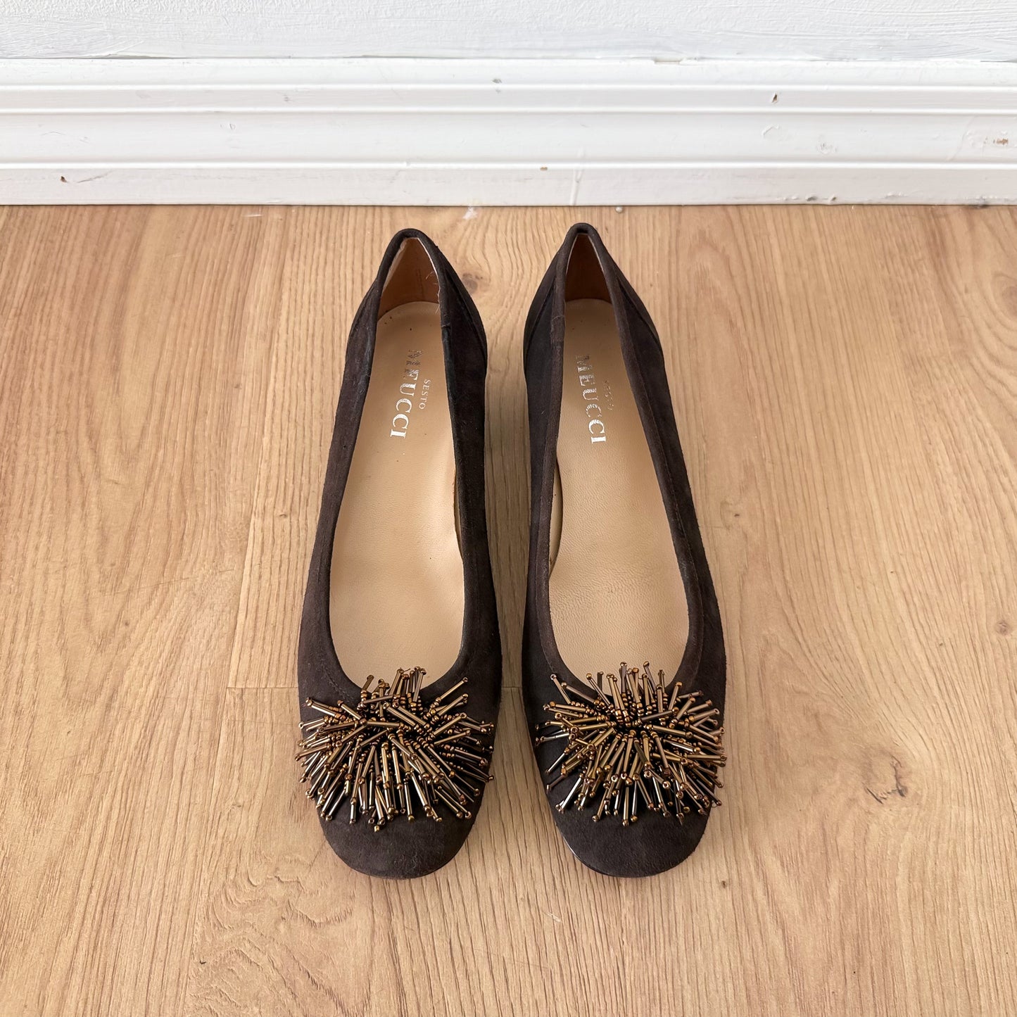 Italian Brown Suede Beaded Ballet Pumps / SZ 8