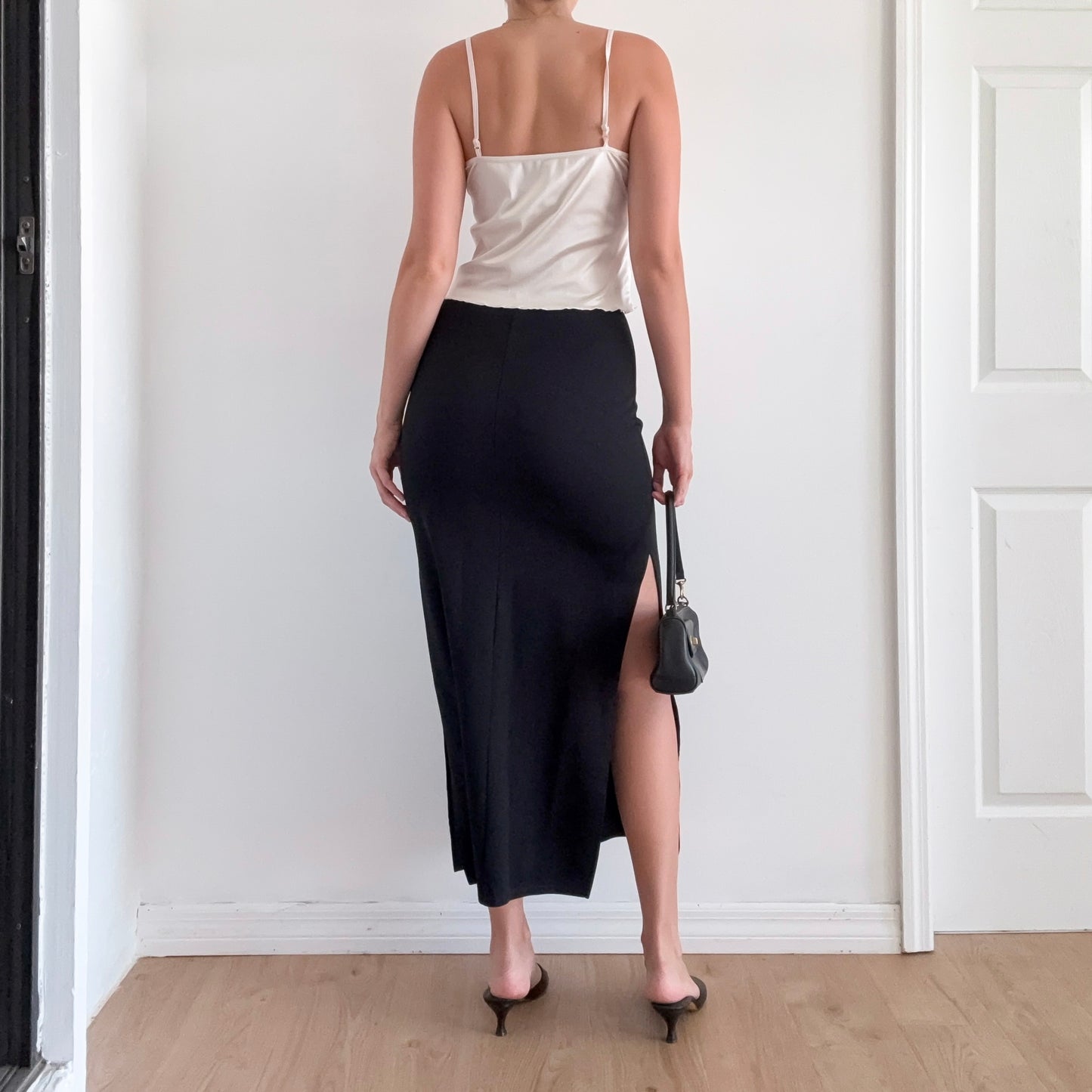 90's Black Velvet Floral Maxi Skirt / SZ S-M