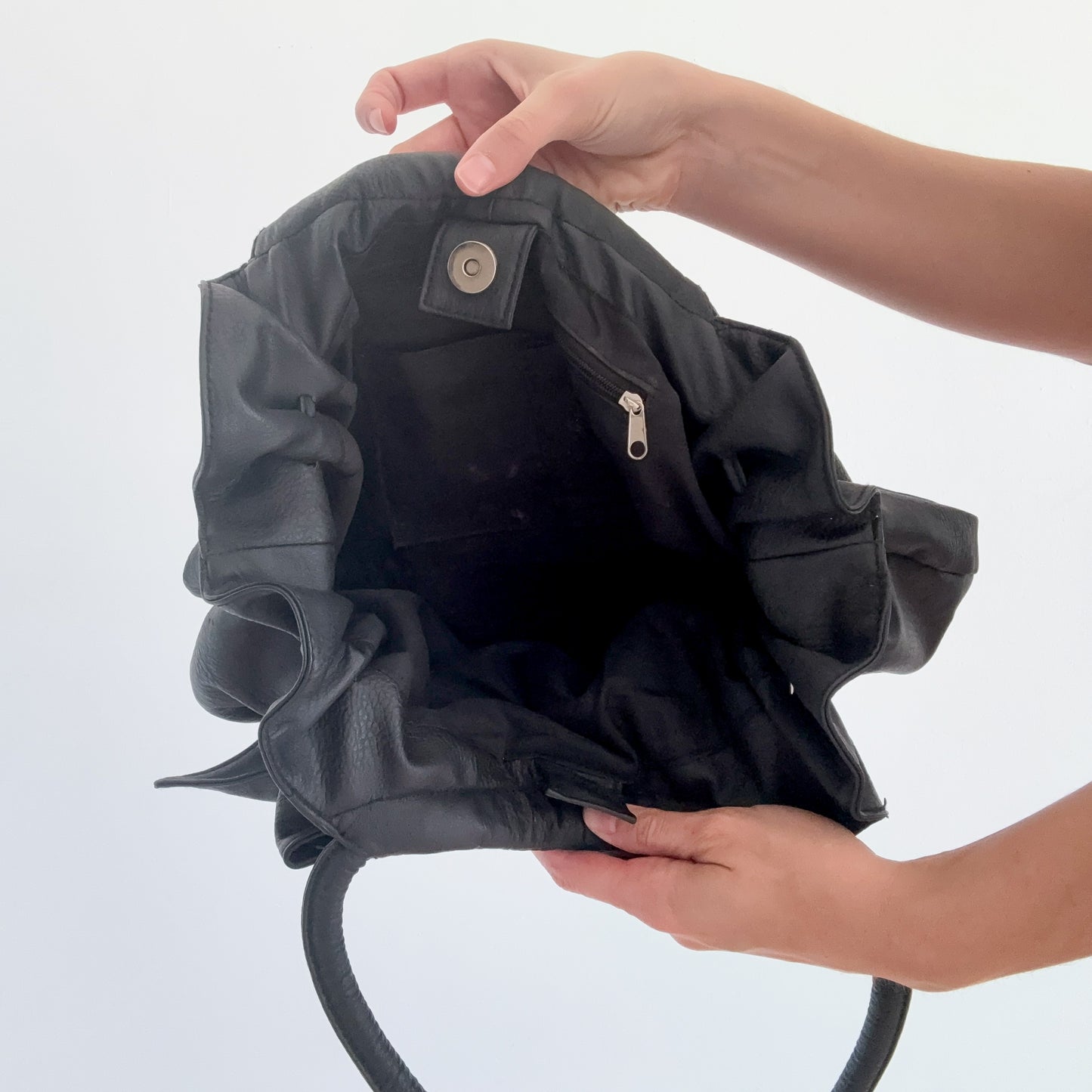 Y2K Black Faux Leather Bow Handbag