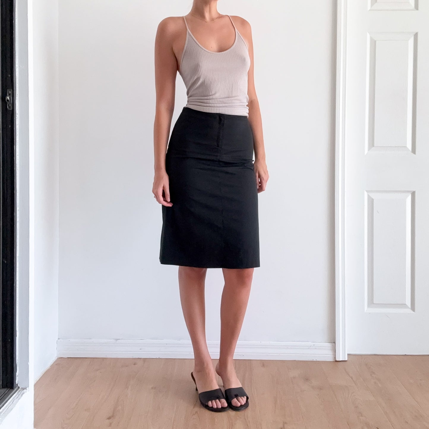 Y2K Banana Republic Black Midi Skirt / SZ 4/6
