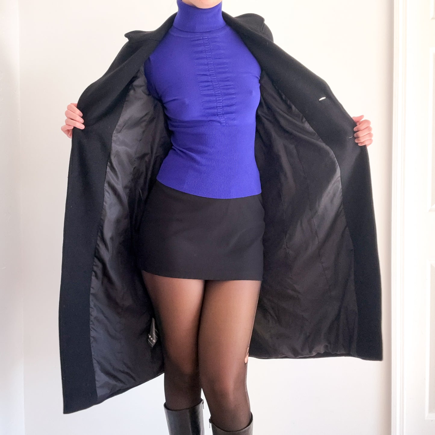 Contemporary Black Wool Overcoat / SZ XS-S