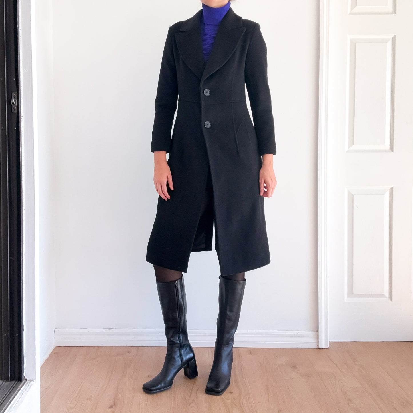 Contemporary Black Wool Overcoat / SZ XS-S