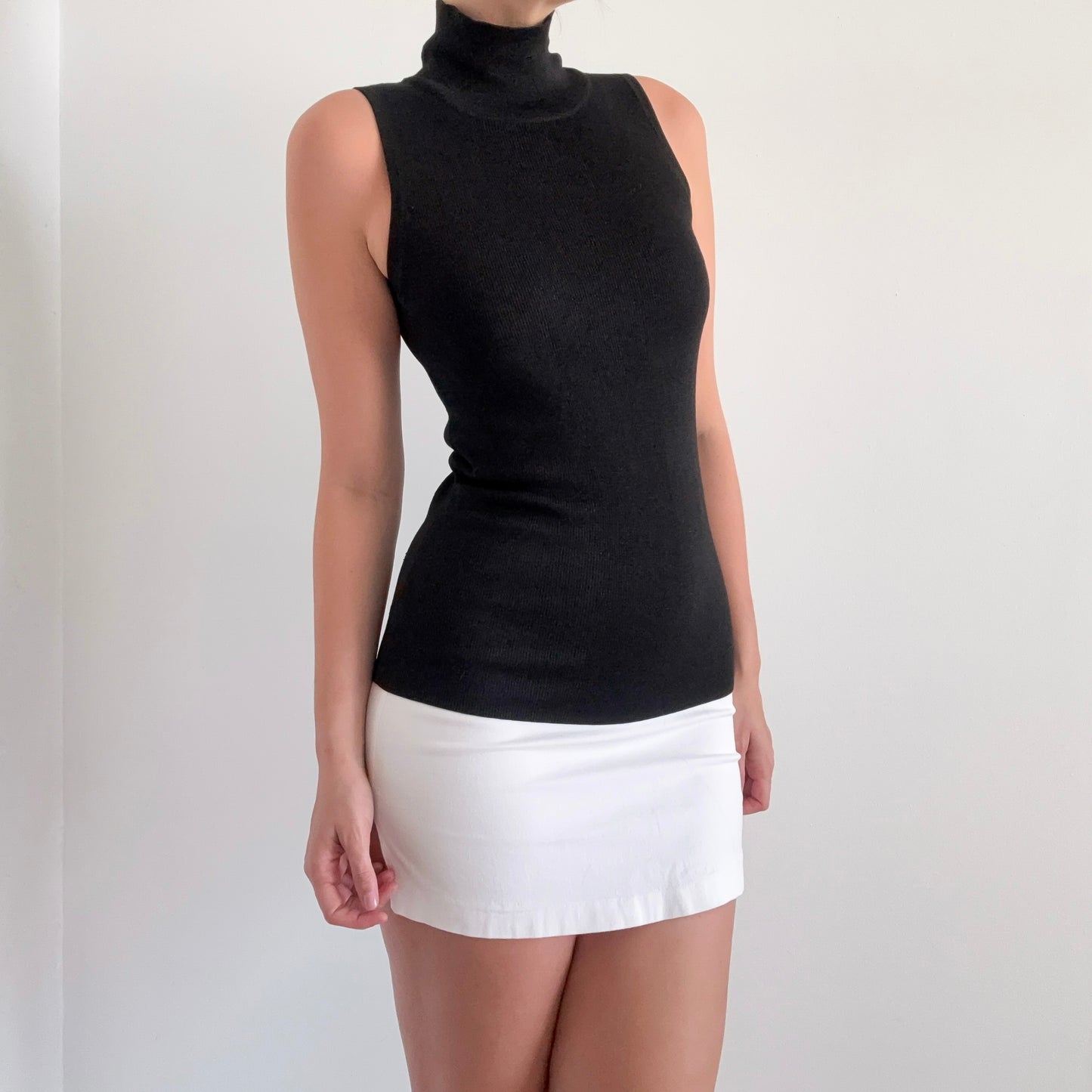 Y2K Black Knitted Sleeveless Turtleneck / SZ S-M