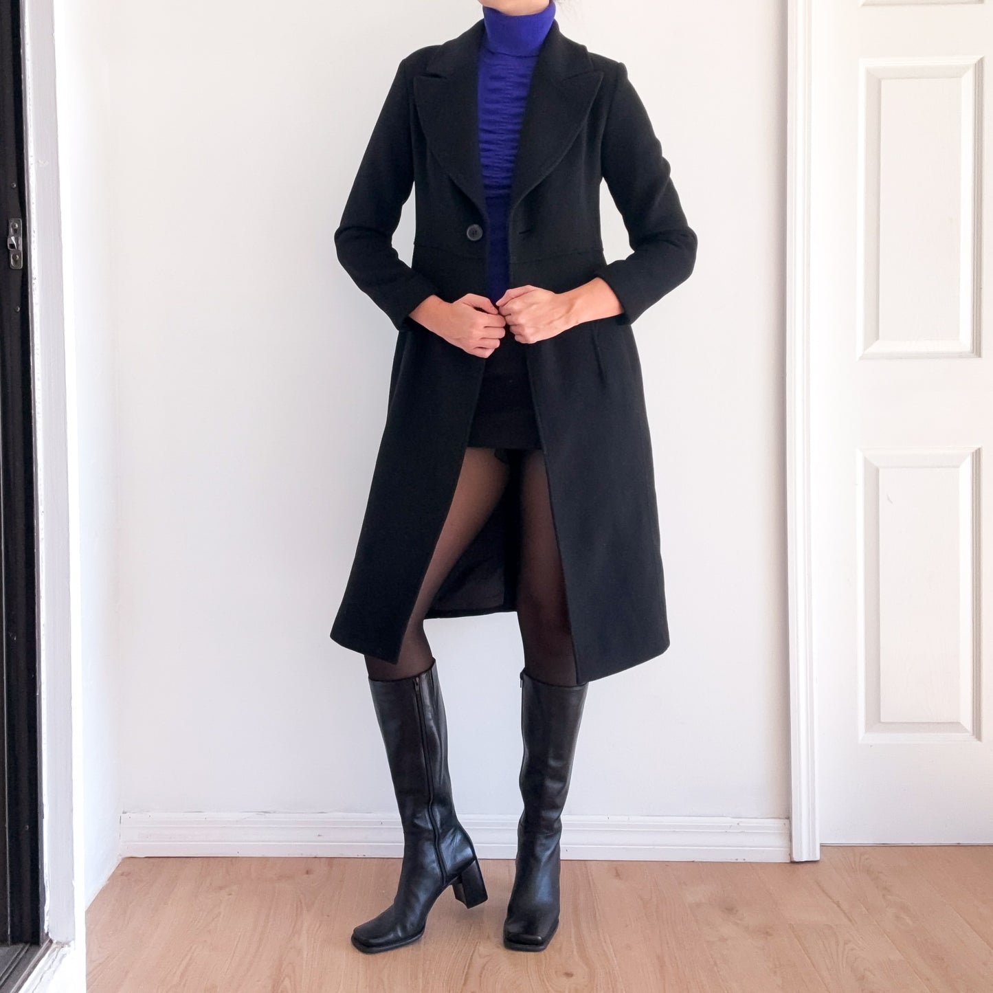 Contemporary Black Wool Overcoat / SZ XS-S