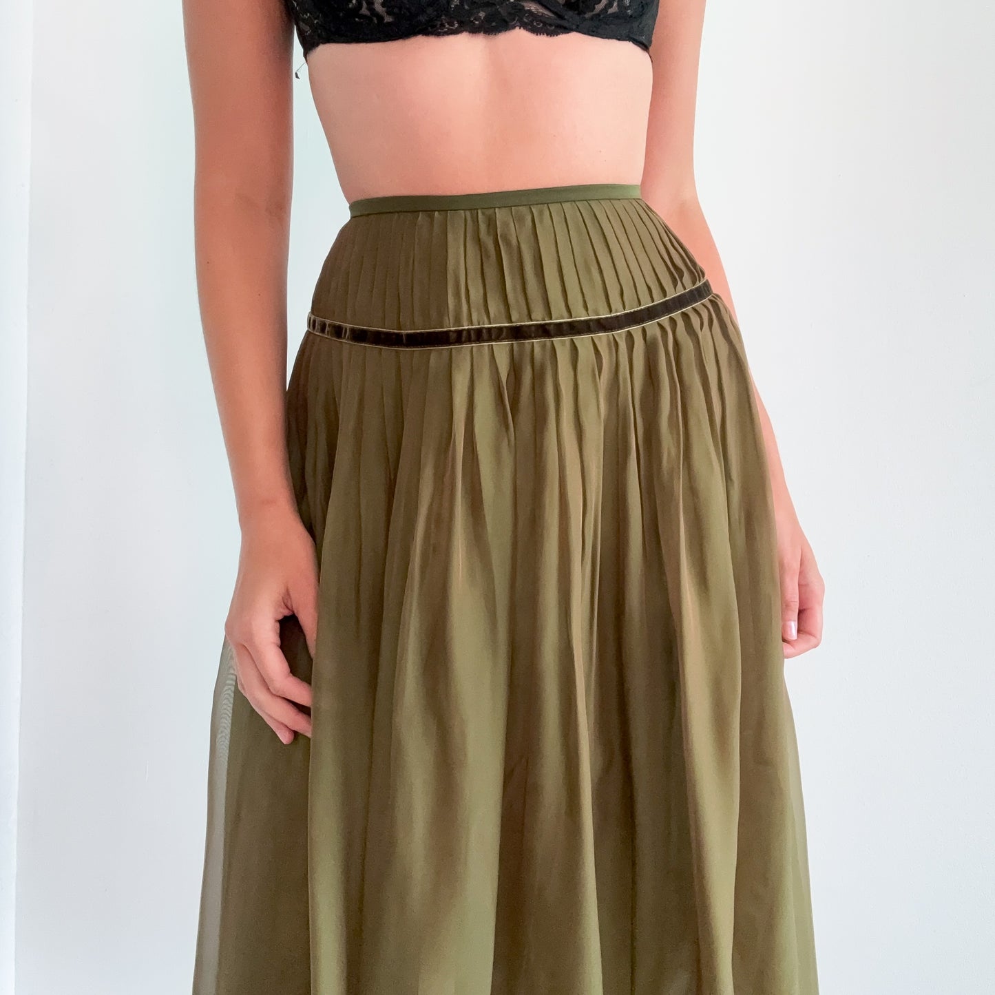 Y2K Lafayette 148 Silk Pleated Midi Skirt / SZ 0