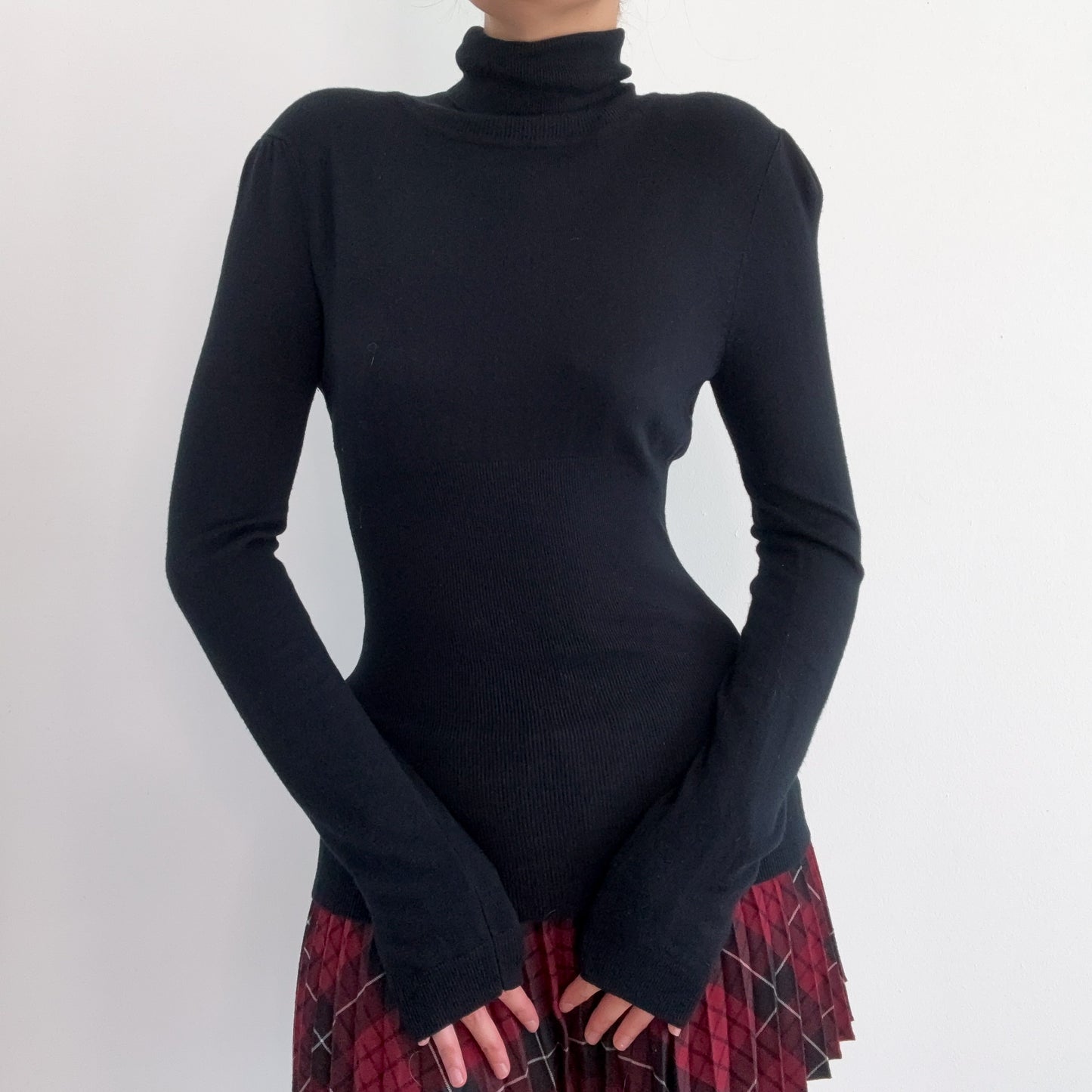 Y2K Black Knit Long Puff Sleeve Turtleneck / SZ M-L