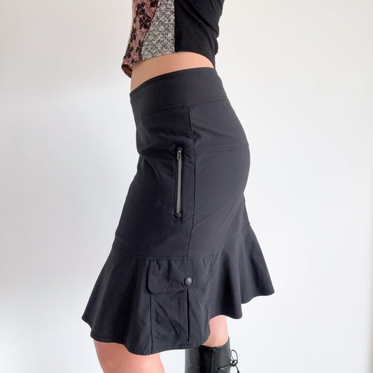 Y2K Black Tech Cargo Midi Skirt / SZ 6