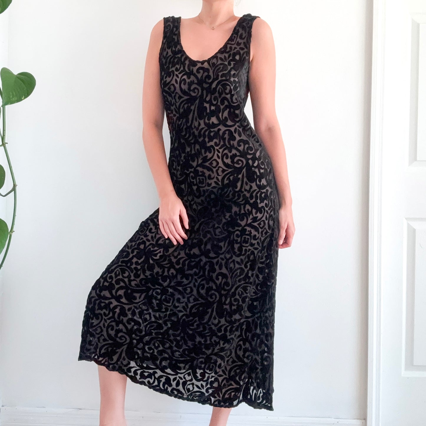 Y2K Black Velvet Sheer Maxi Dress / SZ M