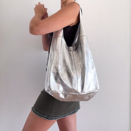 Y2K Silver Metallic Leather Hobo Bag