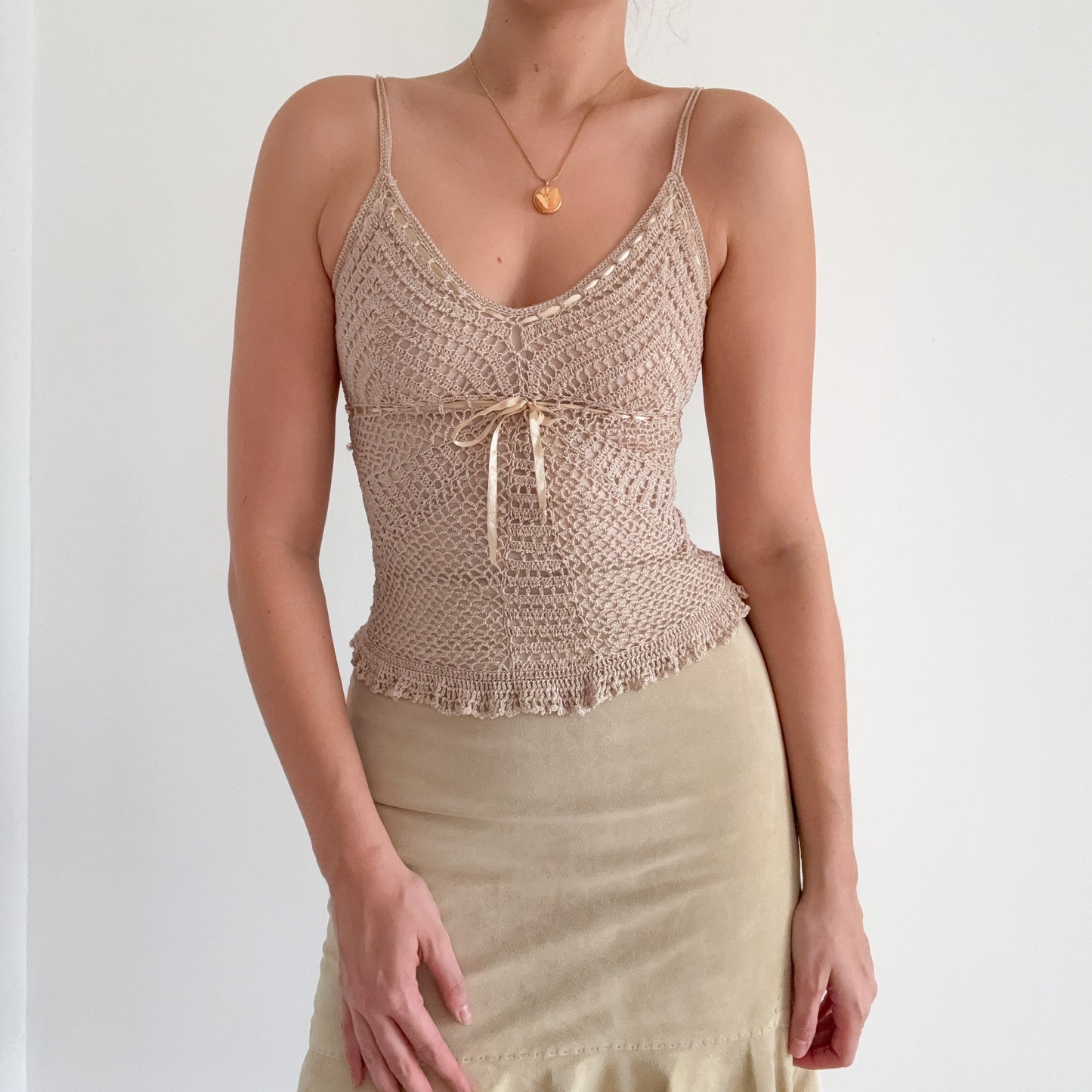 Y2K Champagne Crochet Bow Tank / SZ XS-S
