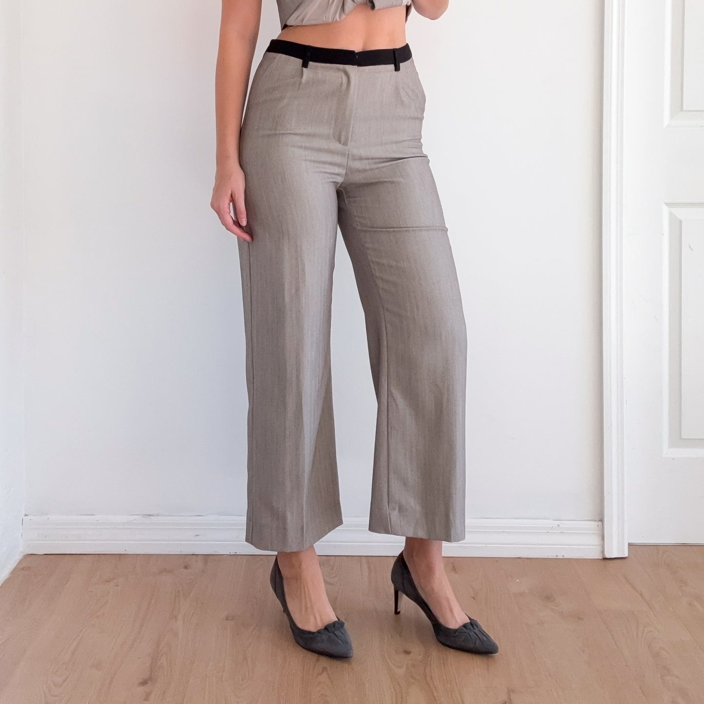 Contemporary Grey Herringbone Pant Suit / SZ M